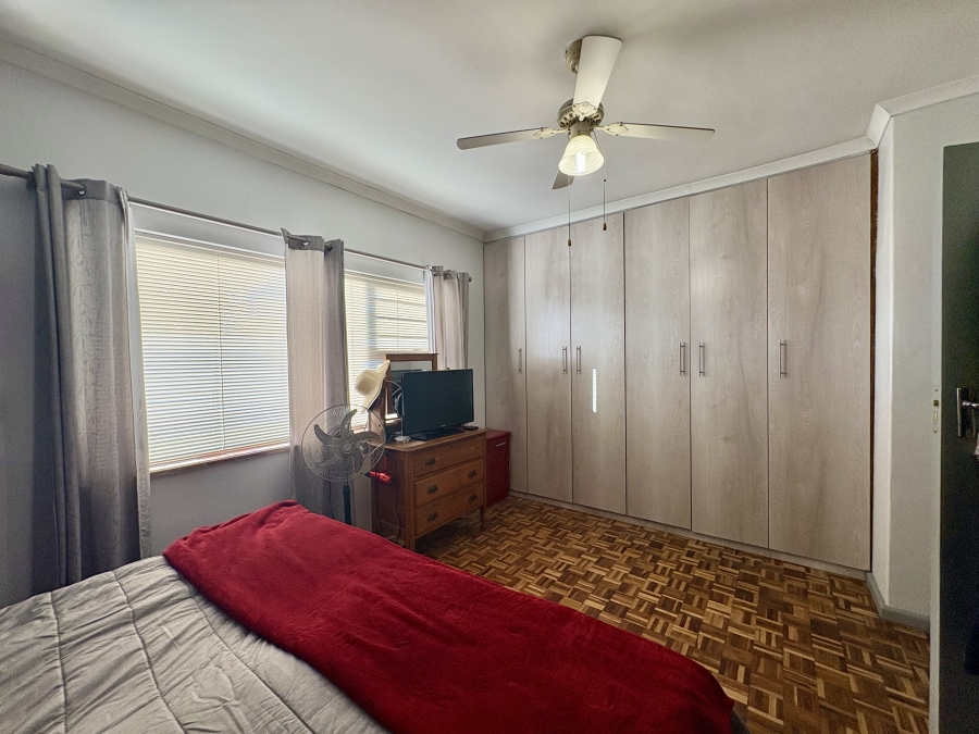 4 Bedroom Property for Sale in Protea Heights Western Cape